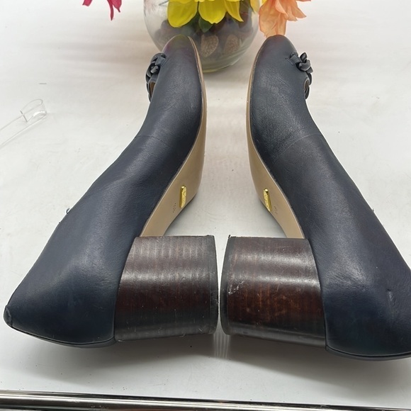 Lauren Ralph Lauren Jacksen Navy Blue Leather Pumps with chain accent Sz 10B. - Picture 10 of 11
